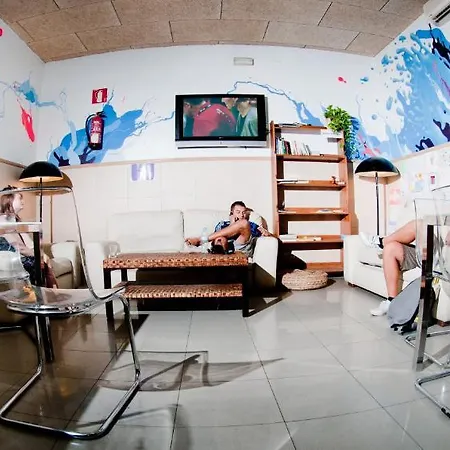 Hostel Be Mar *